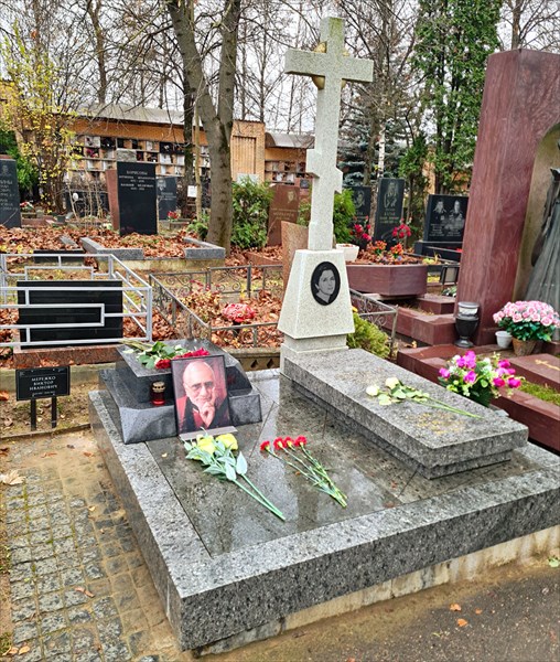 009-Виктор Мережко